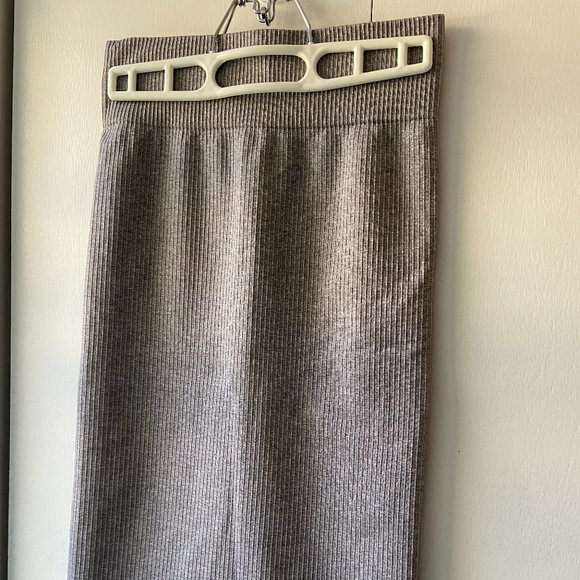 Balance Athletica grey midi skirt, small - Picture 3 of 10